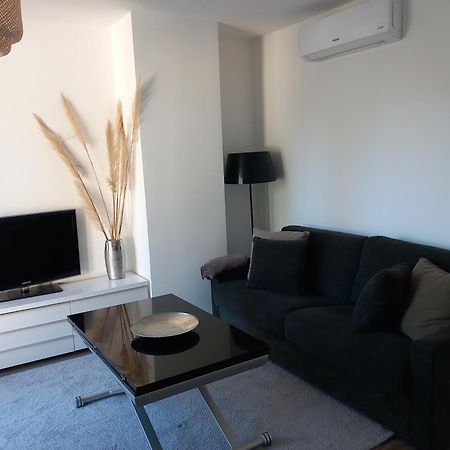 Appartement Independant Dans Une Villa 미라마 외부 사진
