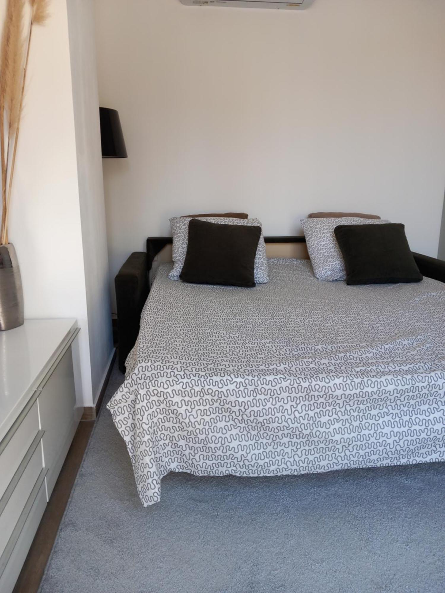 Appartement Independant Dans Une Villa 미라마 외부 사진